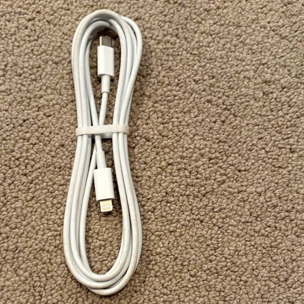 Durable White USB-C to Lightning Cable